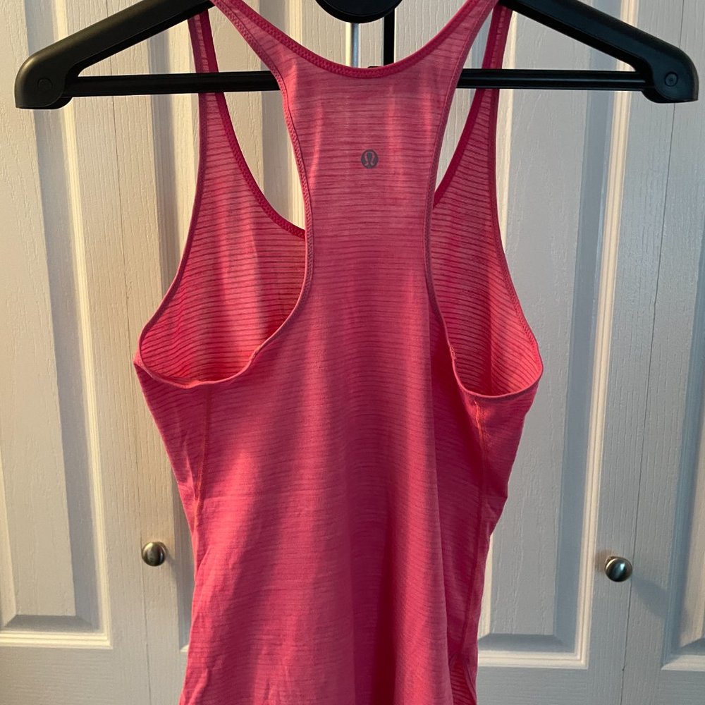lululemon Tank - Picture 3 of 4